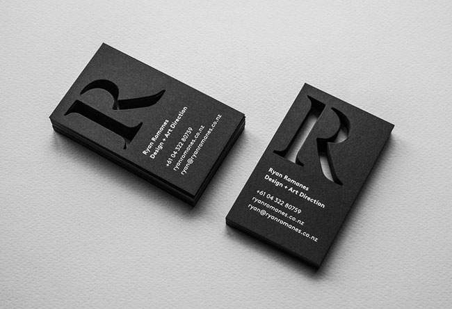 设计师ryan romanes镂空创意名片设计
